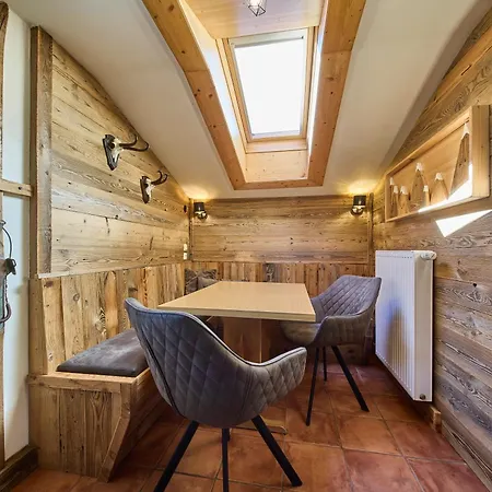 Enzian Апартаменты *