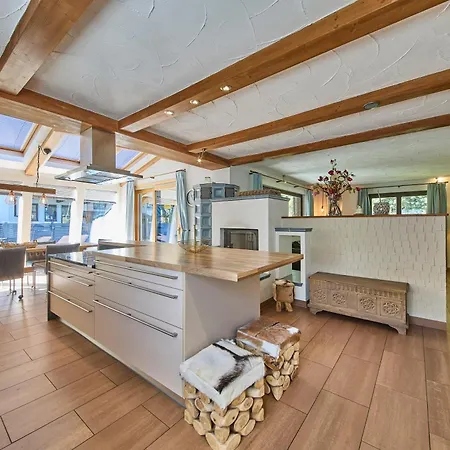 Апартаменты Enzian Раурис