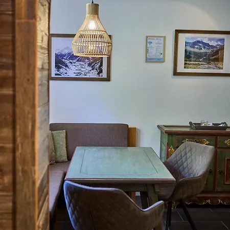 Enzian アパート *